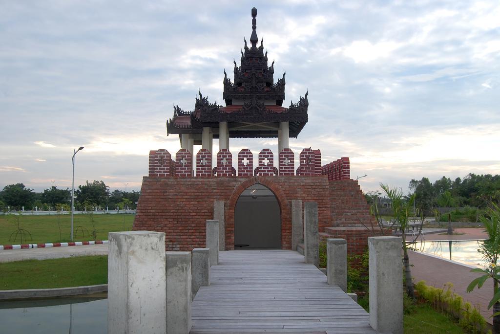 缅甸人酒店 Naypyidaw 外观 照片